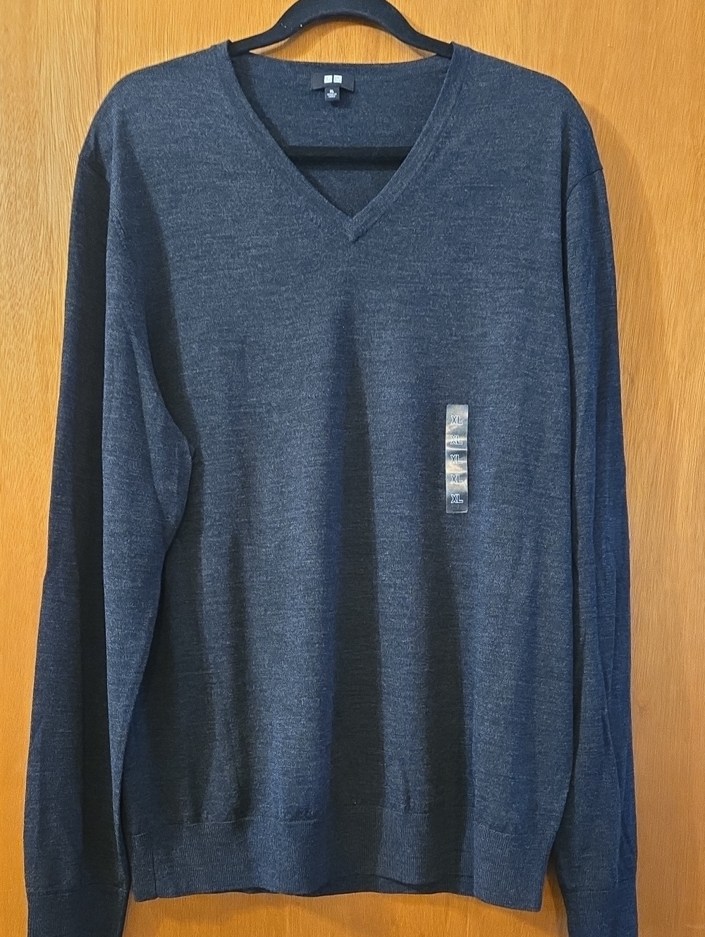 Uniqlo Men's V-Neck Sweater - Charcoal Gray